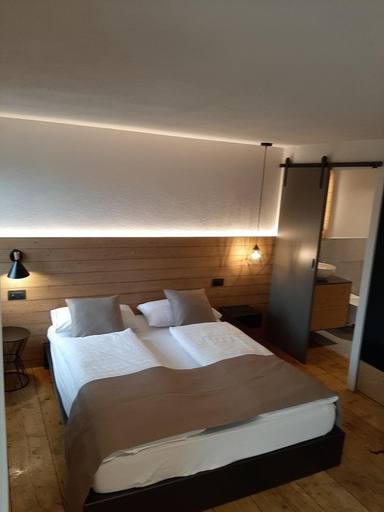 Bedroom 2, Casa Pasini-Foresteria, Sondrio