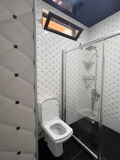Bathroom, Green House, Ozurgeti