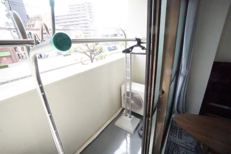Bathroom 3, Family Home Taisho Guest House, Osaka