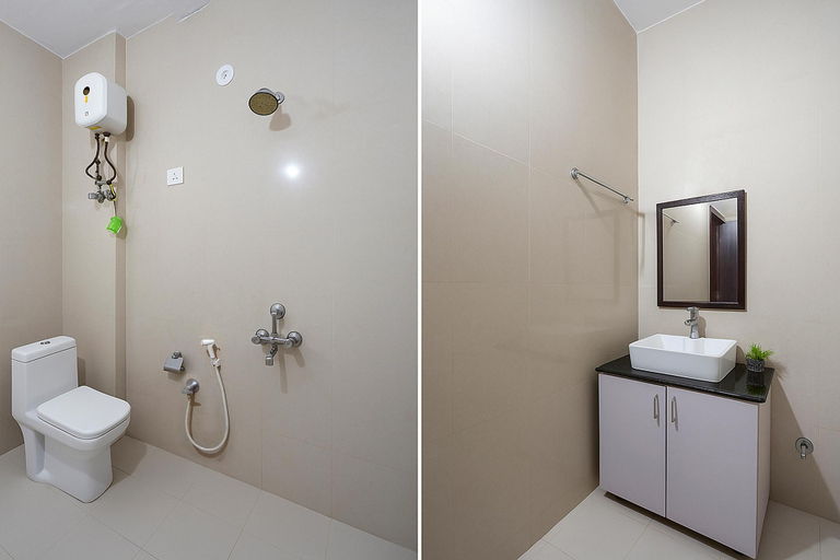 Bathroom 4, FabHotel Frolic Luxury Stay, Gautam Buddha Nagar