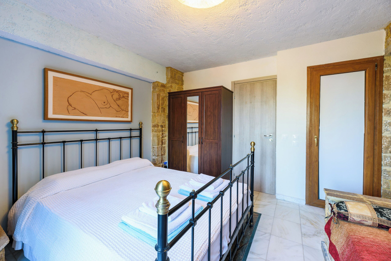 Room 2, Maria Elena Villas, Central Macedonia