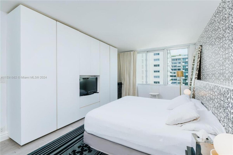 Bedroom, Seven Heaven Mondrian- The Best Bay view in Miami, Miami-Dade