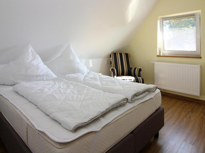 Bedroom 2, Ferienhof Neuendorfkrug, Lutow, Vorpommern-Greifswald