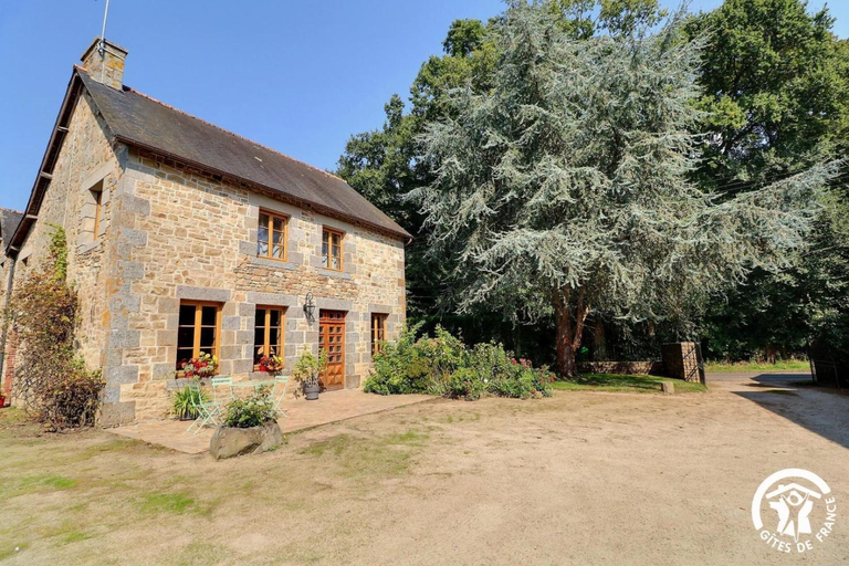 Others 3, La loge du bourg, Ille-et-Vilaine