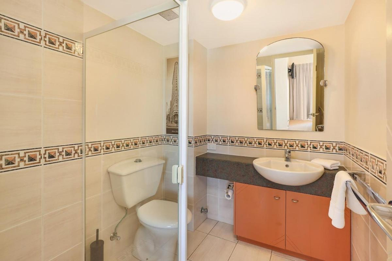 Bathroom 3, PICNIC7- PICTURE PERFECT PICNIC POINT, Maroochy - Maroochydore