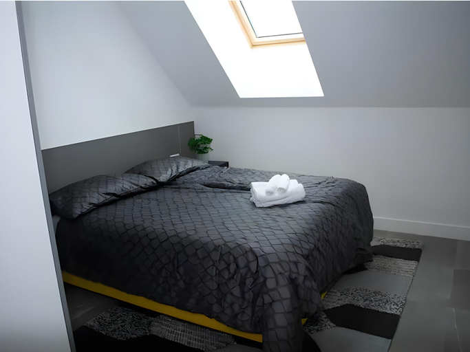 Bedroom 2, Luxury Cozy 2 BDR Downtown Apt.1, Budapesti