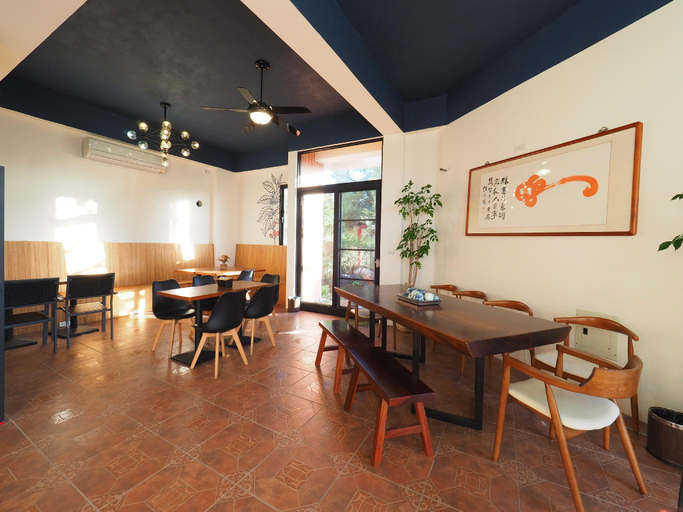 Food & Drinks 5, 198 Red Hat B&B, Penghu