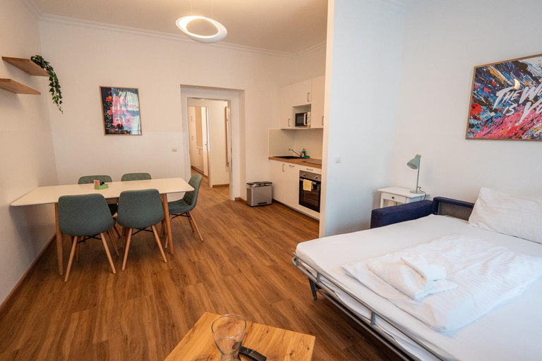 Bedroom 2, 74 Living Apartments, Wien