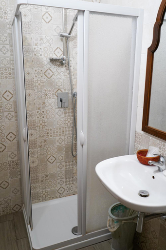 Bathroom 2, B&B La Dimora di Rosa, Matera