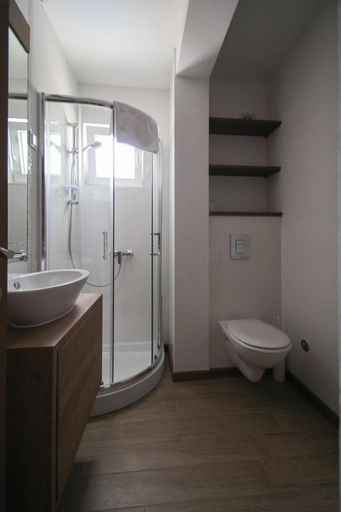 Bathroom, Apartments Villa Rivarella, Novigrad