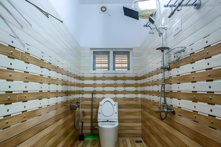Bathroom 4, Belljem Homes - your own private resort - 6 BHK S, Thrissur