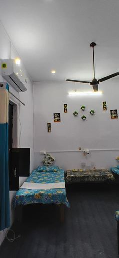 Others 1, Vardaan Rooms, Kaushambi
