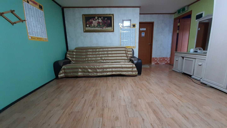 Others 5, Miryang Badri Pension, Miryang