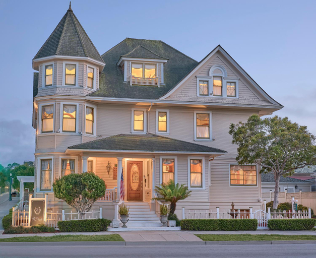 Exterior & Views, The Charles Pacific Grove - Artfully Designed Inclusive Inn, Monterey