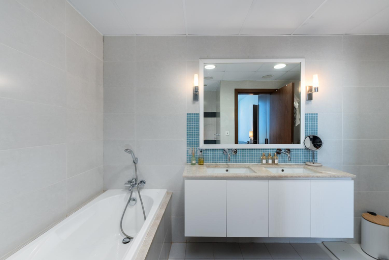 Bathroom 4, Oceana Residences, The Palm Jumeirah - Mint Stay, Dubai