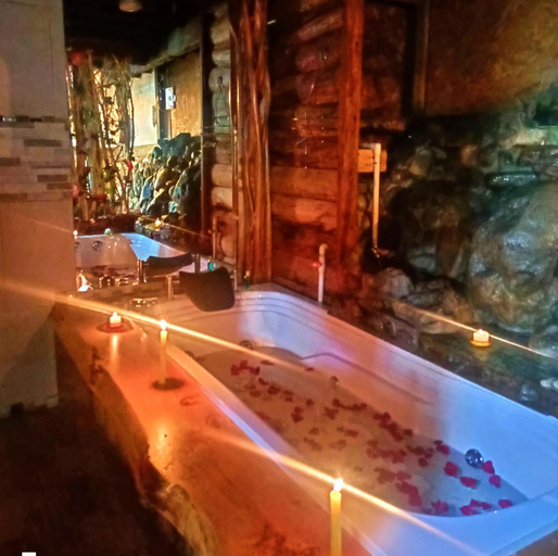 Sport & Beauty 2, Cabanas en La Calera con Jacuzzi, La Calera