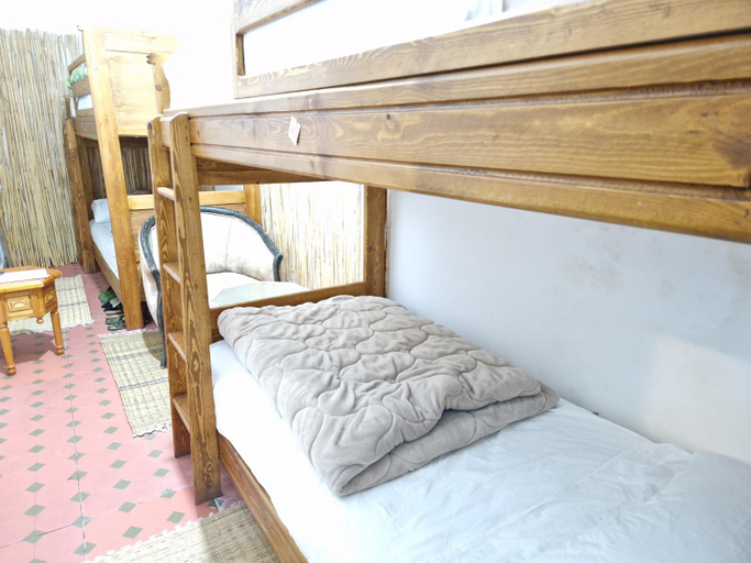 Others 3, Hostel Banana tanger, Tanger-Assilah