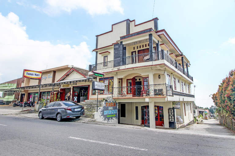 Exterior & Views 1, SPOT ON 92667 Hotel Kopeng Indah 1, Semarang