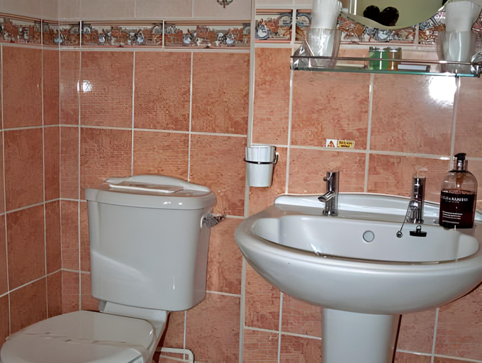 Bathroom 4, Cornlee, North Yorkshire