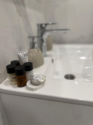 Bathroom 2, Apartments DoriDitaRejjan