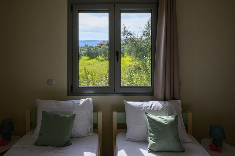 Bedroom 2, Villa Olivia, Peloponnese