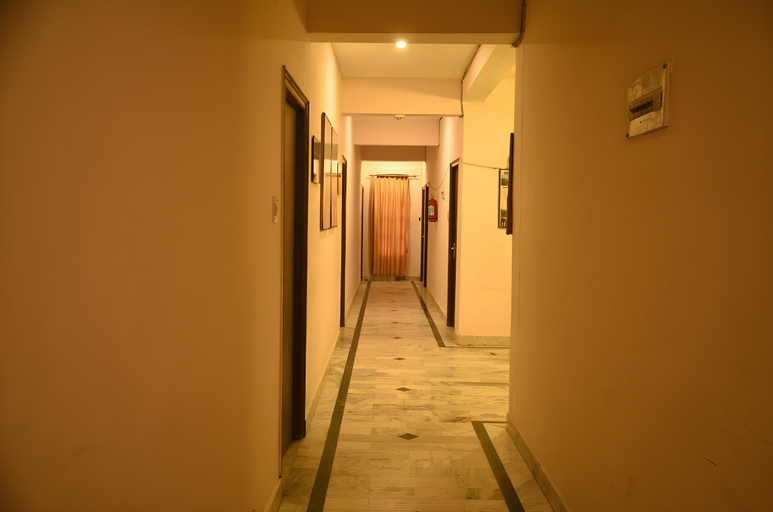 Others 4, Hotel Bhagat, Chamoli
