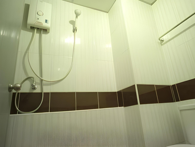 Bathroom 3, Sukontha Mansion, Phuttha Mon Thon