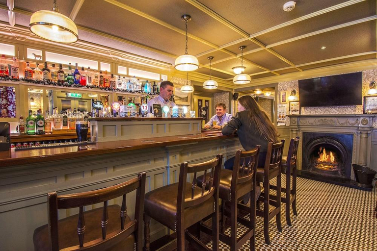Food & Drinks 4, Nevins Newfield Inn Ltd