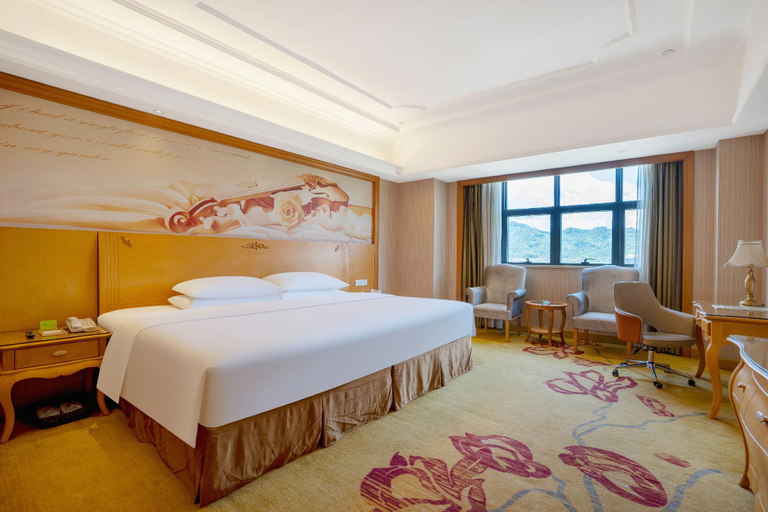 Bedroom 2, Vienna International Hotel Shenzhen Tianliao, Shenzhen