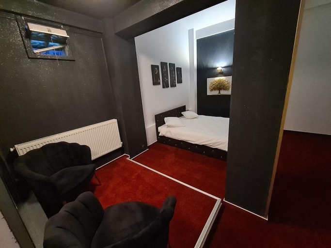 Others 2, Karma caffe&rooms, Municipiul Bucuresti