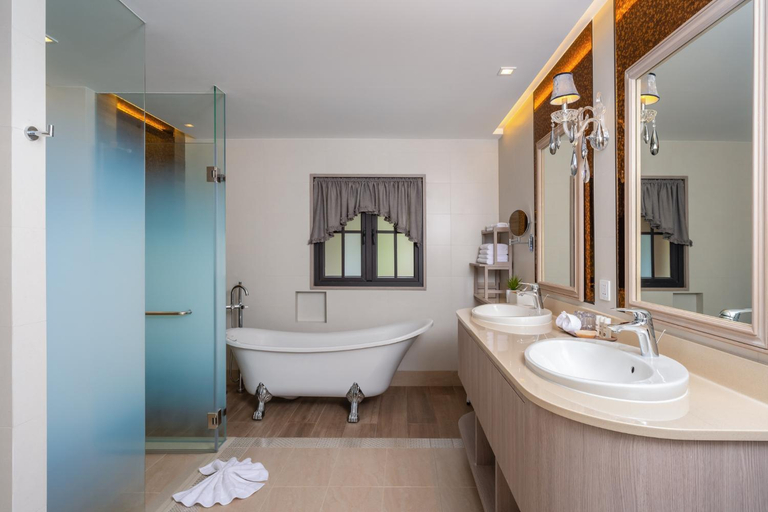 Bathroom 3, TANA SPRING RESORT, Mae Chan