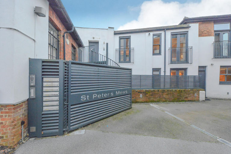 5, Portfolio Apartments - St Albans City Centre, Hertfordshire