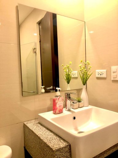 Bathroom 3, Uptown Parksuites BGC with Balcony, Taguig