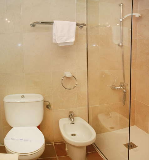 Bathroom 3, Es Blau des Nord Hotel, Baleares