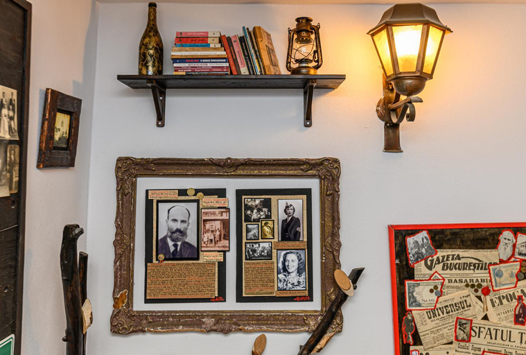 Others 5, Casa cu Amintiri - Authentic Cozy Cottage, Bran