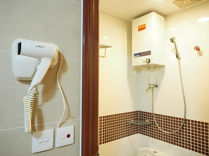 Bathroom 3, DHILLON HOSTEL, Kowloon