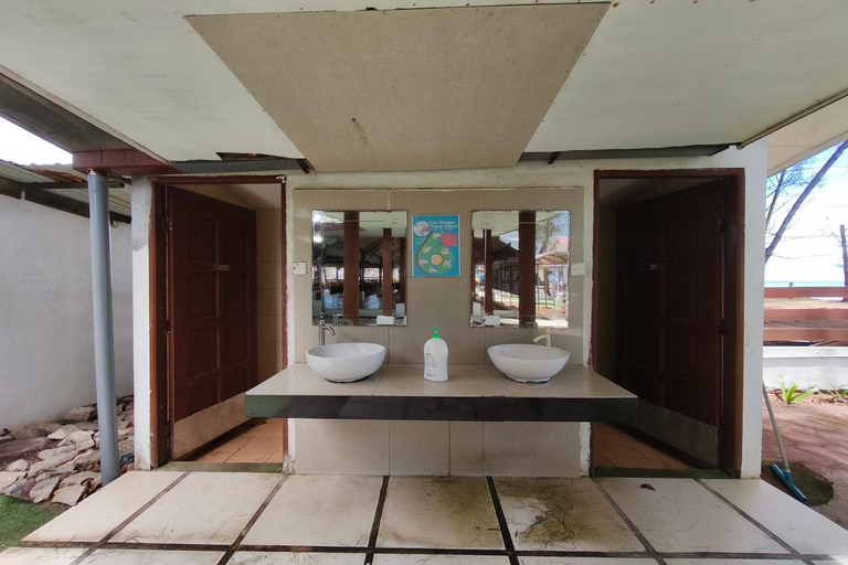Bathroom 5, AlSafina Kijal Beach Resort & Restaurant, Kemaman