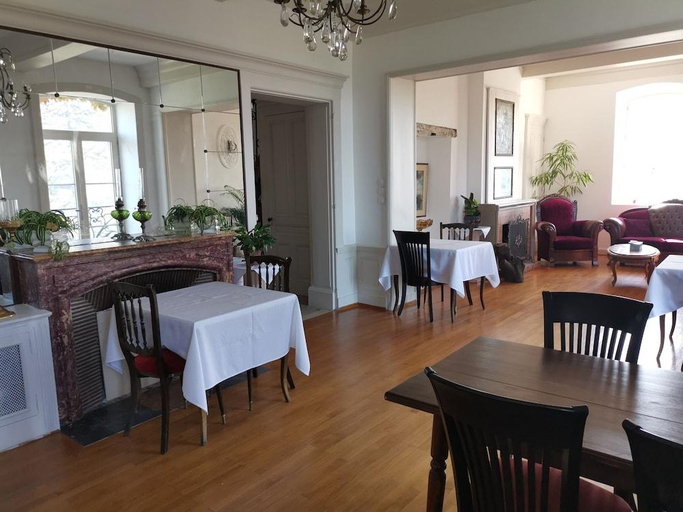 Food & Drinks 4, Chateau de Saint-Genix, Savoie