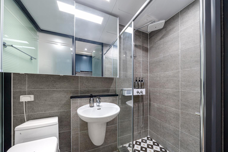 Bathroom 3, Urbanstay Sokcho Beach AB, Sokcho