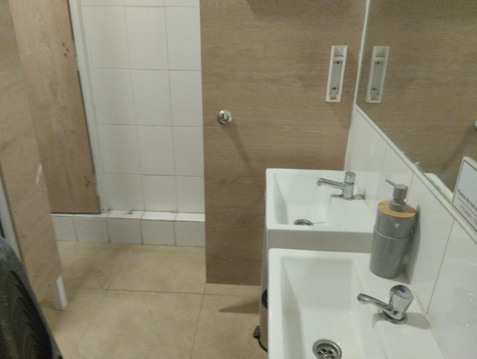 Bathroom, Bento Hostel, Santiago