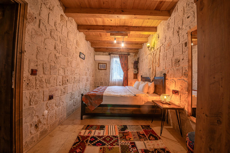 Bedroom 2, Cappalace Stone House, Ürgüp