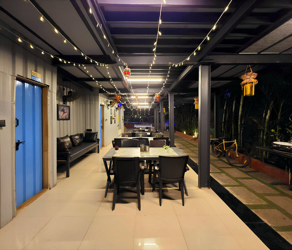 Food & Drinks 4, Boxtel Lonavala, Pune