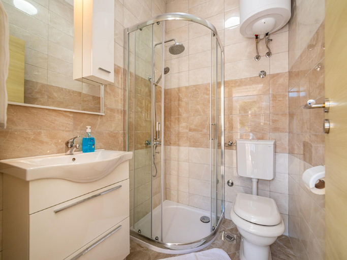 Bathroom 4, Dalmatia Pool Villa Retreat, Stankovci
