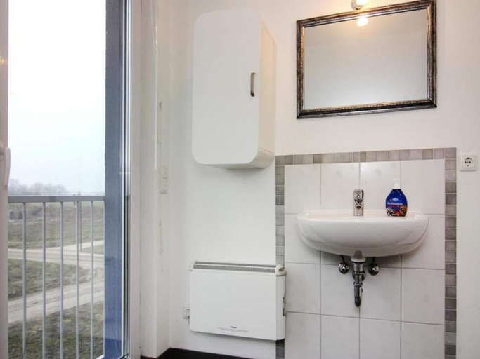 Bathroom 3, Ferienhaus de Poeler Drift, Zierow, Nordwestmecklenburg