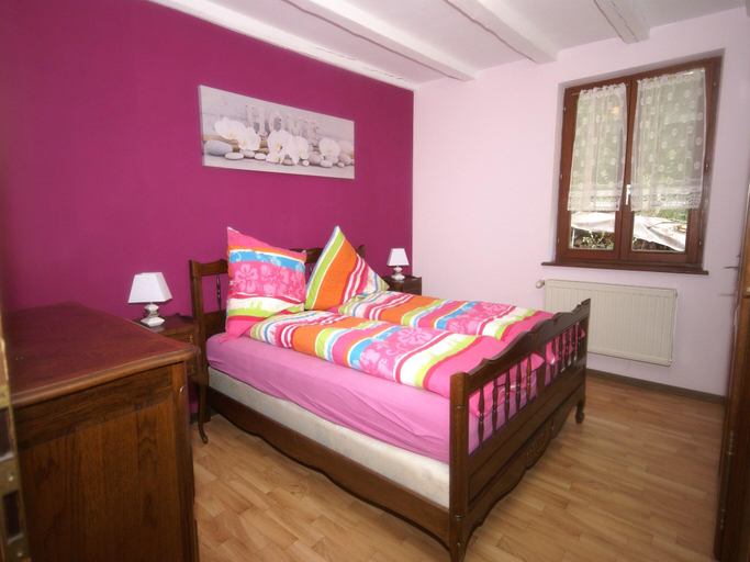 Bedroom 1, Forest Retreat in Vosges, Moselle