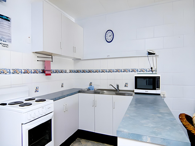 Others 5, Sky View Units Apartments, Bowen
