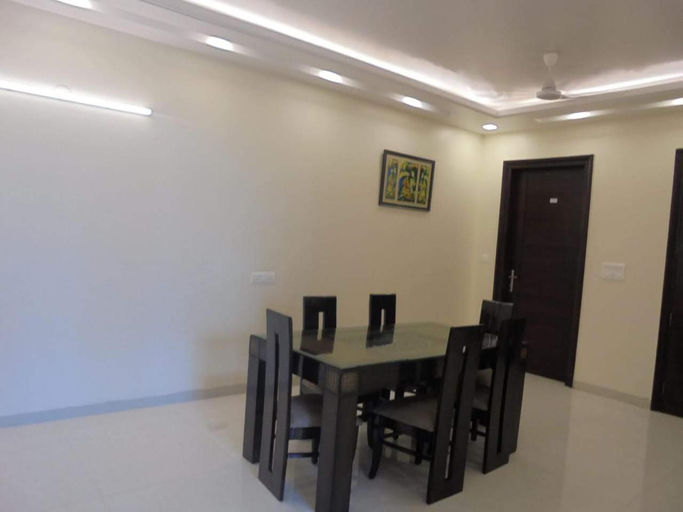Others 5, De cliff inn, Gurgaon