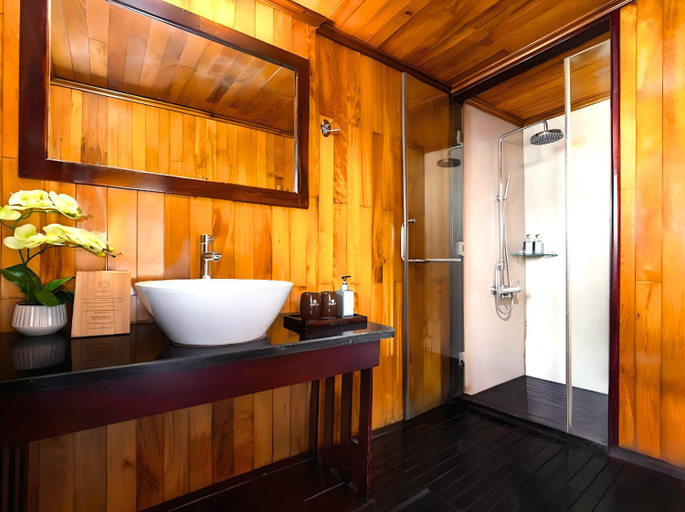Bathroom 3, Hera Grand Luxury Cruise, Hạ Long