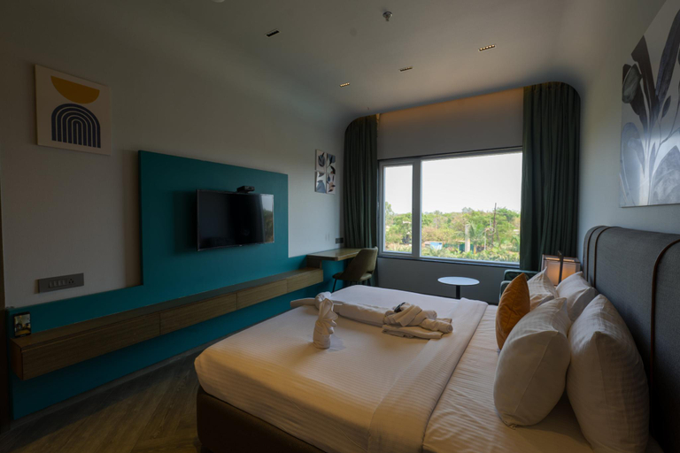Bedroom 3, Palm Springs Resort, Nashik