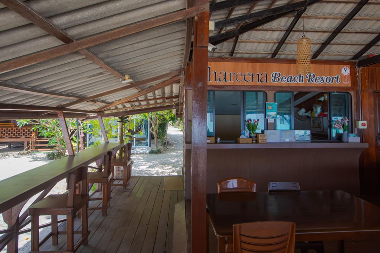Food & Drinks 5, Chareena Beachside, Muang Satun